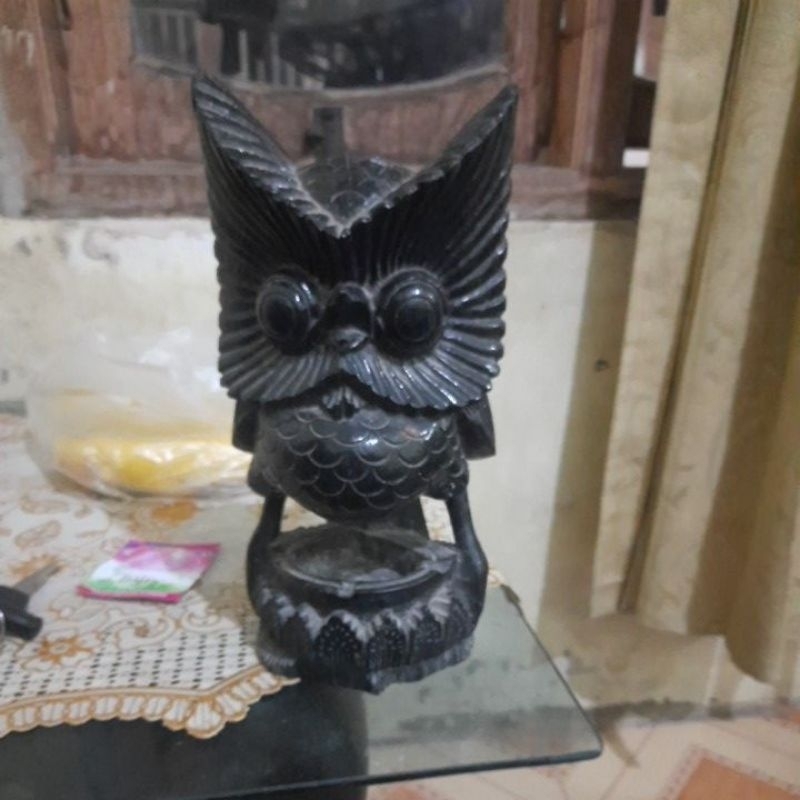 Asbak ukir kayu