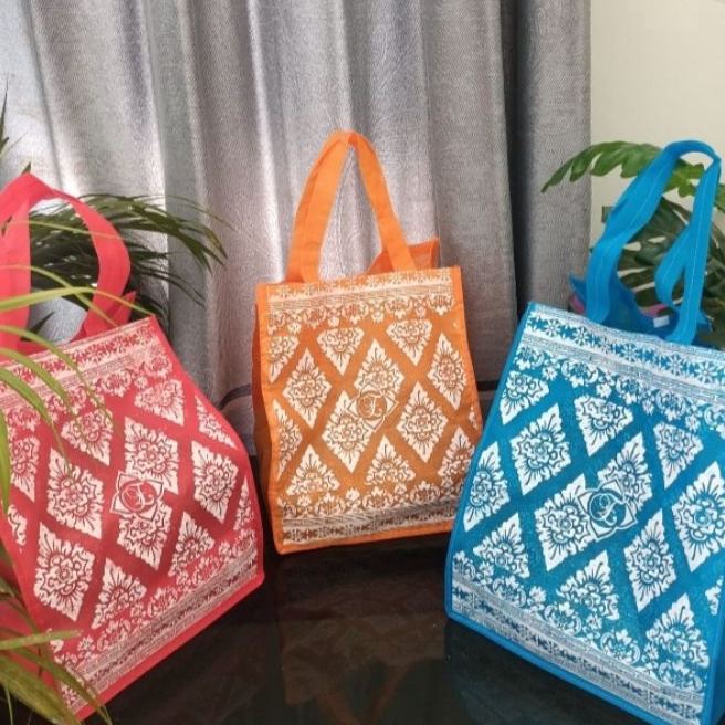 

Extra 1 lusin 12 psc tas hajatan dus 222