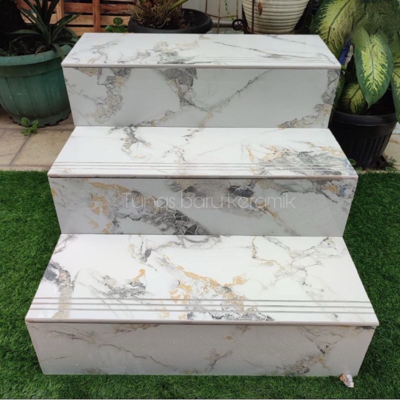 Granit tangga stepnosing 30x80 20x80 calacata ikad | Glossy