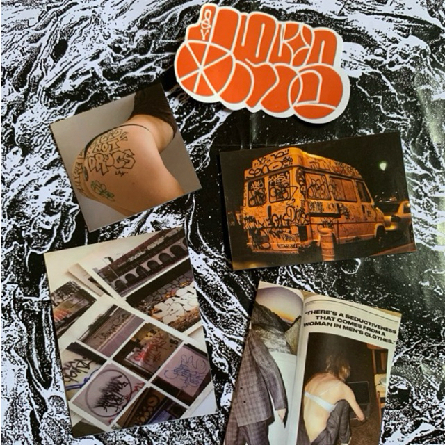 

STIKER GRAFFITI ANTI AIR SHUTDOWN DOOM STIKER HELM/TUMBLR/LAPTOP