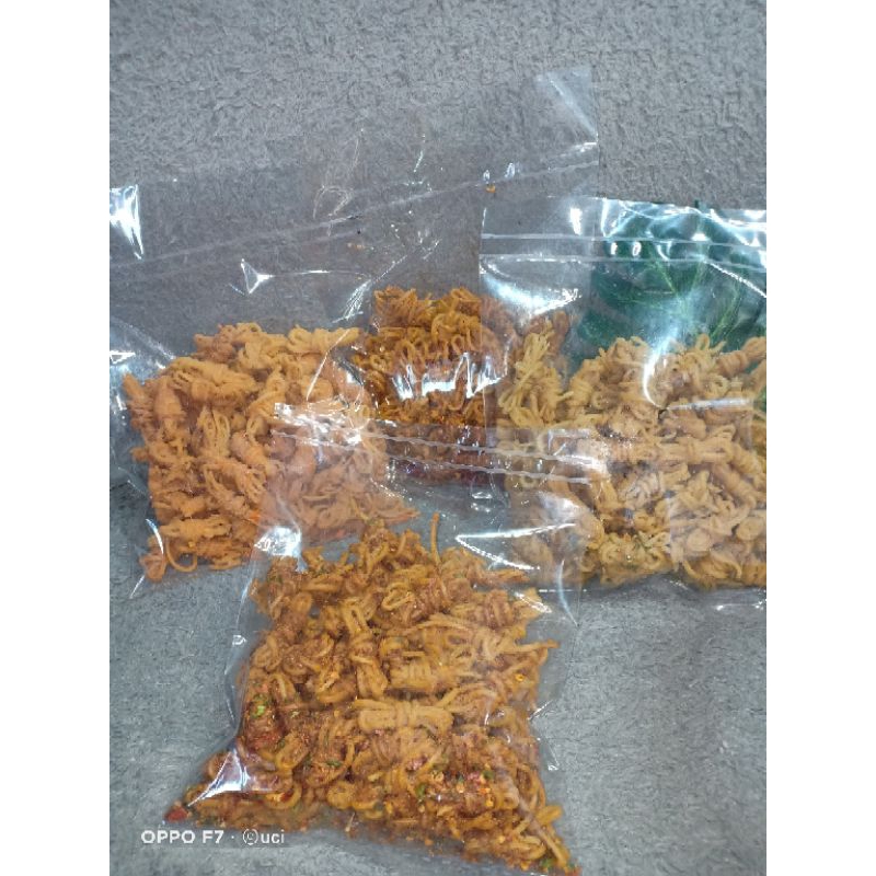 

mie gul kriuk renyah 250 gr