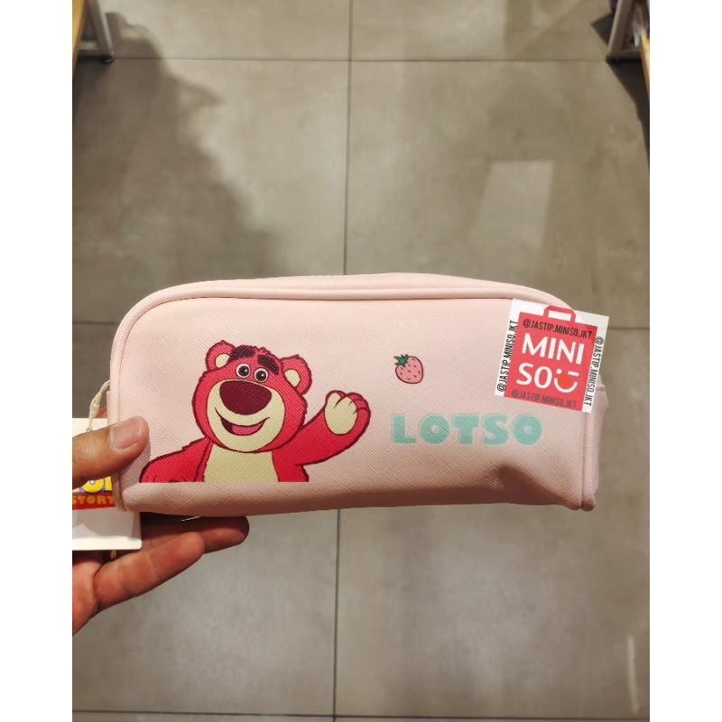 

MINISO Large Long Cosmetic Bag / Tempat Pensil DISNEY LOTSO Collection (21x6x10cm)
