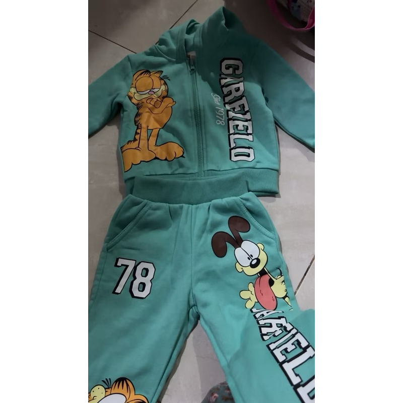 H&M Garfield 1978 set joger & jacket with cap