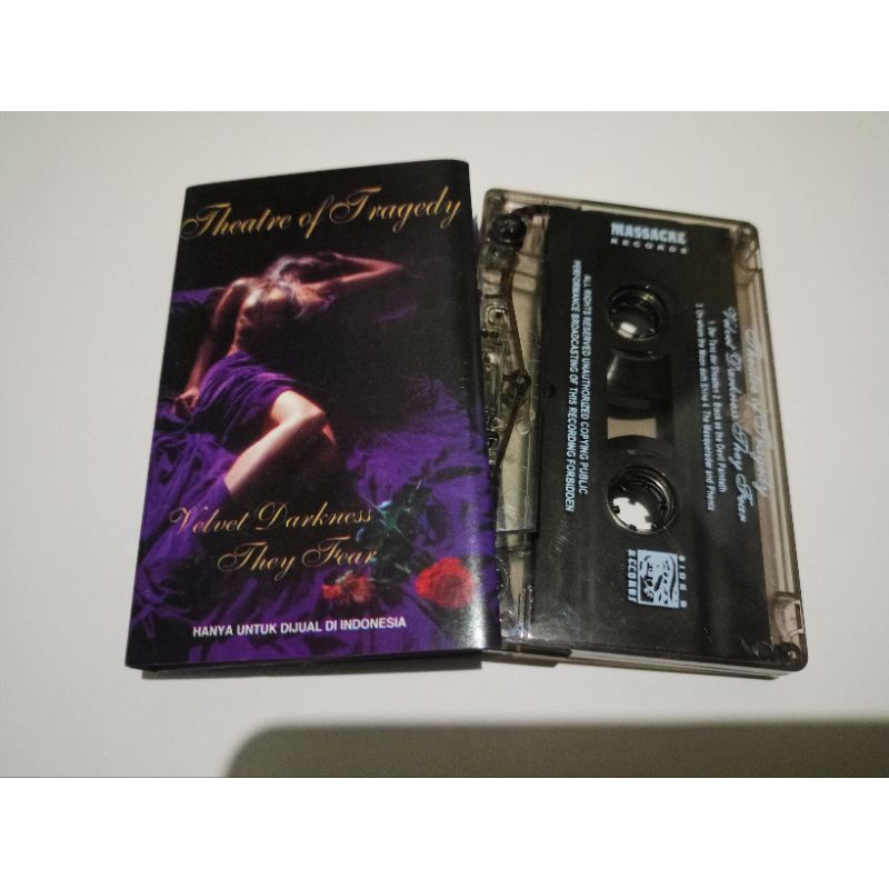 kaset theatre of tragedy- Velvet darkness (massacre records)