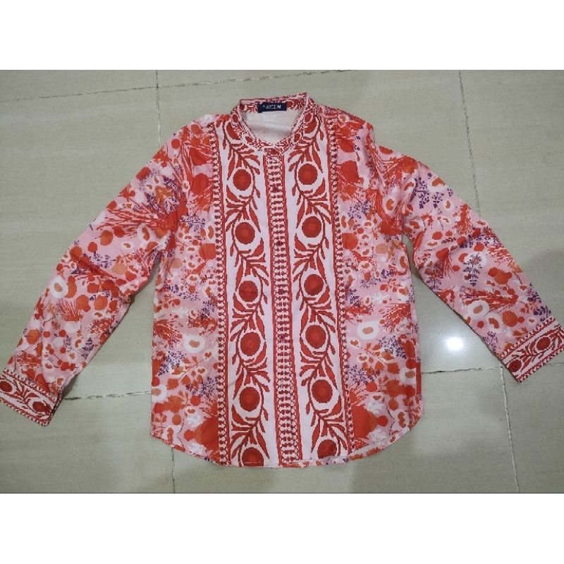 Baju Motif Bunga Atasan Wanita