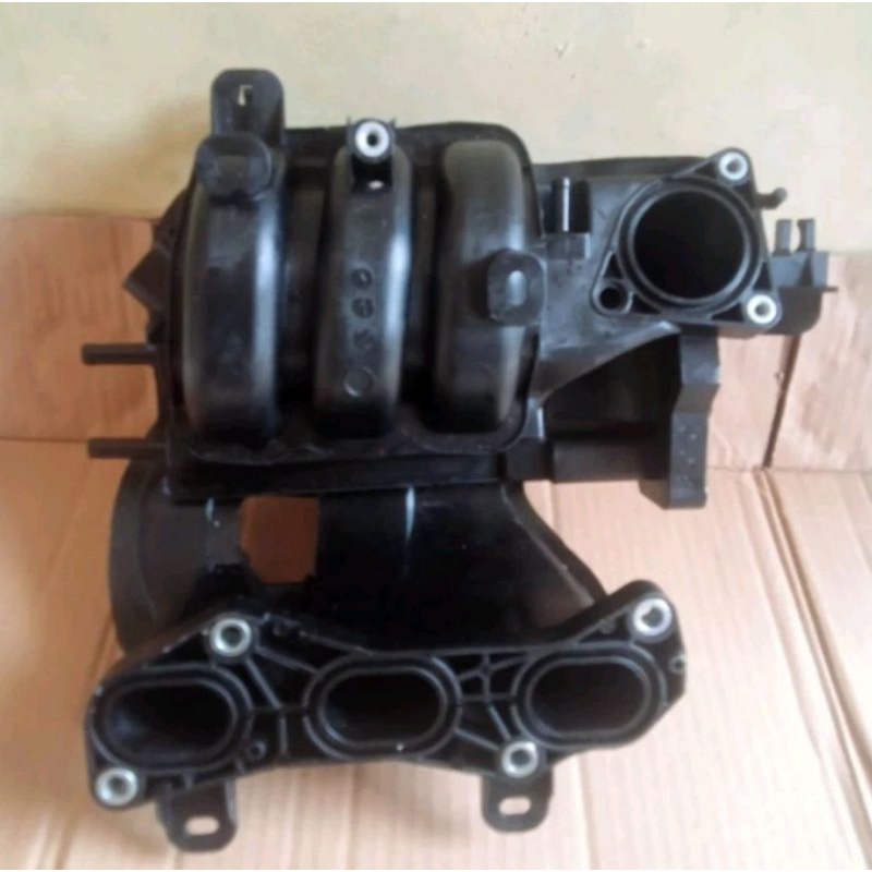 intake manifold Daihatsu sigra 1.0 original