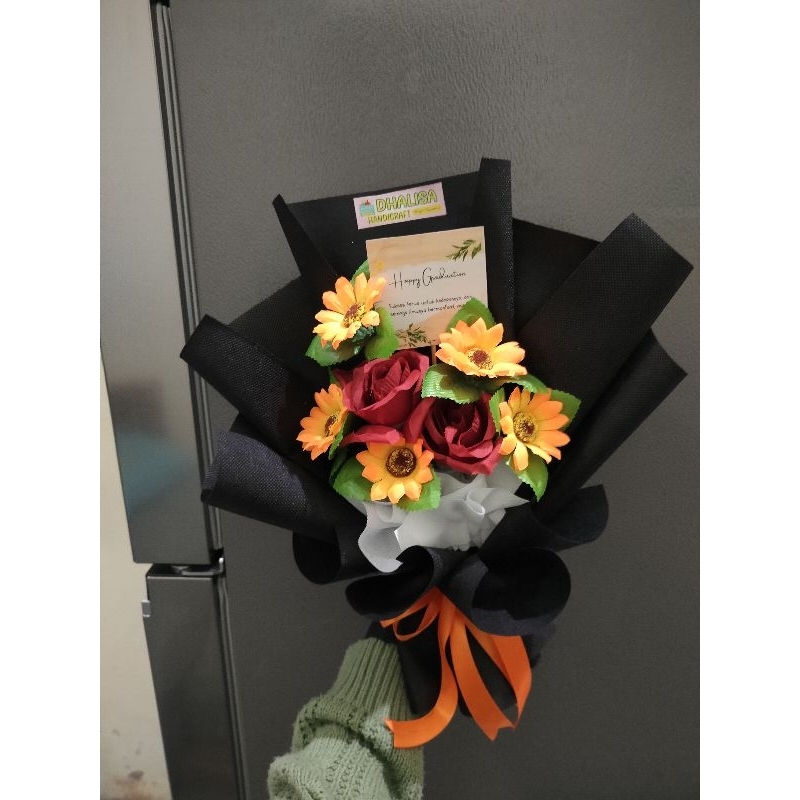 Buket Bunga Artificial / Buket Bunga Wisuda / Buket Bunga Sempro / Kado Buket / Kado Wisuda