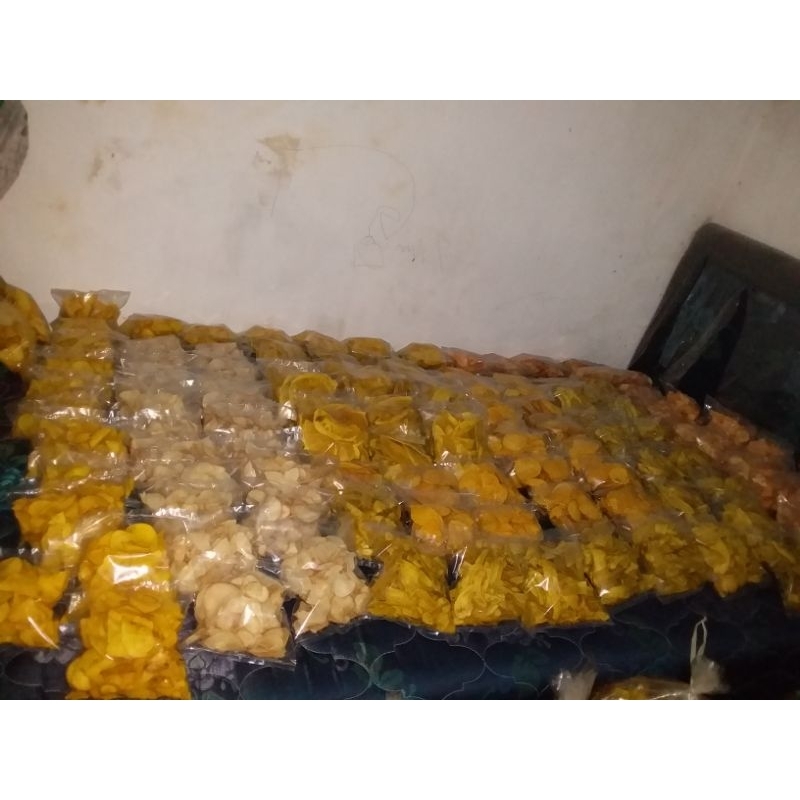 

Aneka Keripik Kiloan