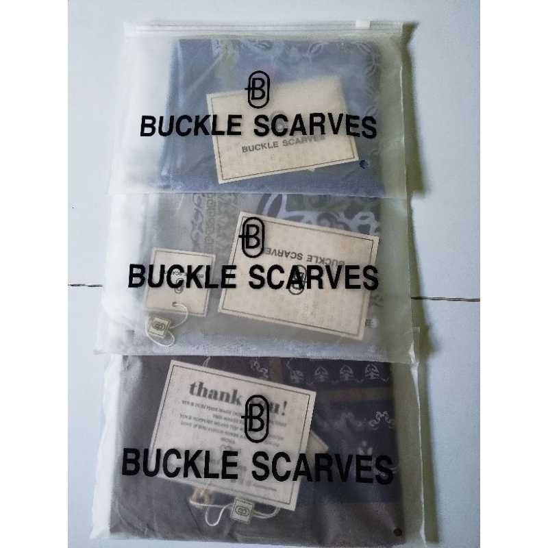 Buckel scarves ziperlock- Buckle scarves motif