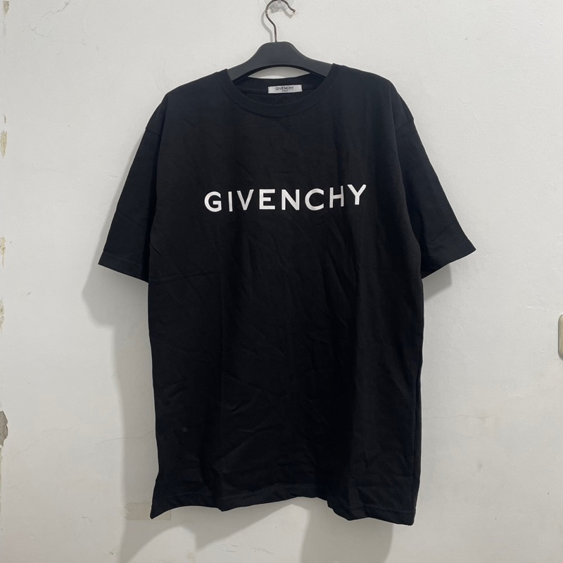 Kaos Givenchy Second
