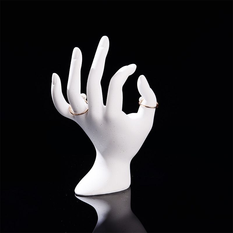 HJK Display Cincin Jari Oke Warna Putih Hitam Kulit