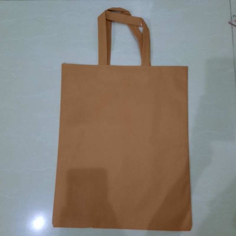 Goody Bag Kain Spunbond Jahit (1 Pack Isi 10)
