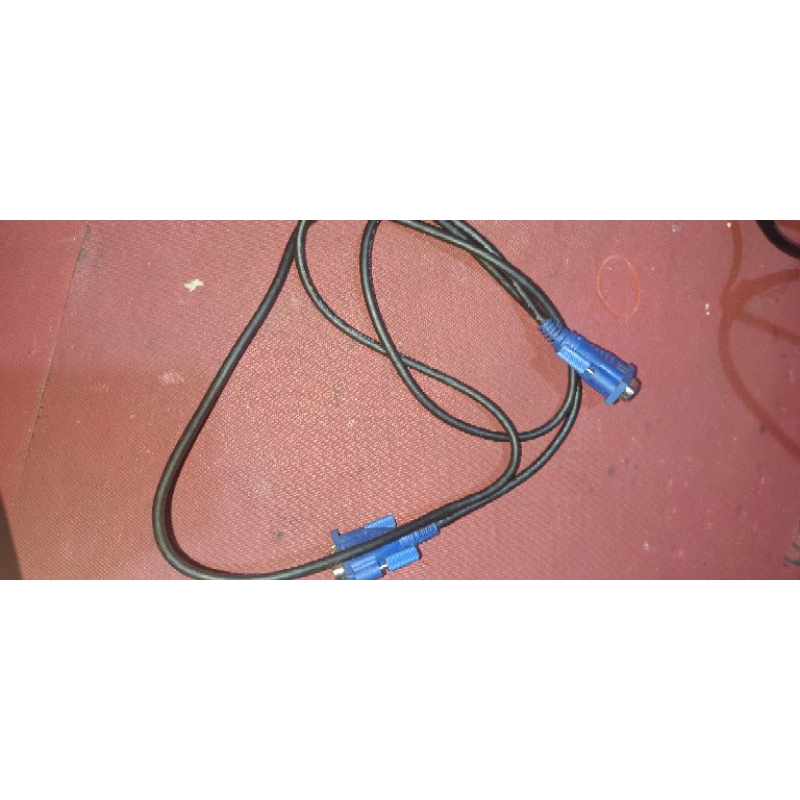 kabel vga monitor komputer atau proyektor