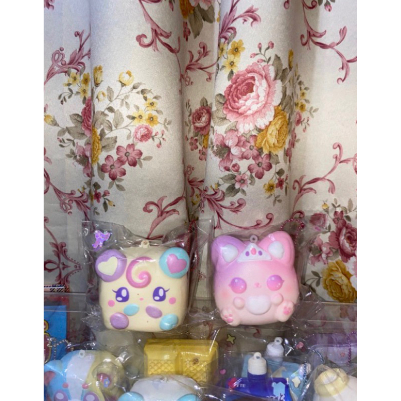 [FLASH SALE SQUISHY] ibloom chigiri angel cat mistly & loly kuning