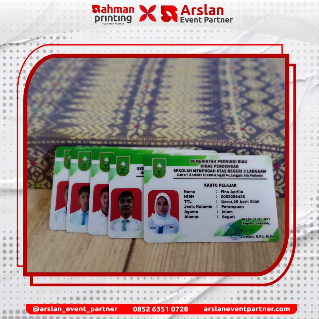

CETAK ID CARD / NAMETAG / KARTU MEMBER / KARTU PELAJAR / KARTU MAHASISWA / ID CARD KKN / KTA / KTM