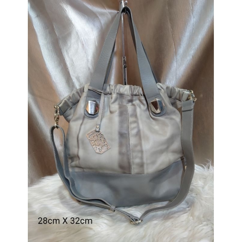 tas kulit seken comico hobo bag preloved