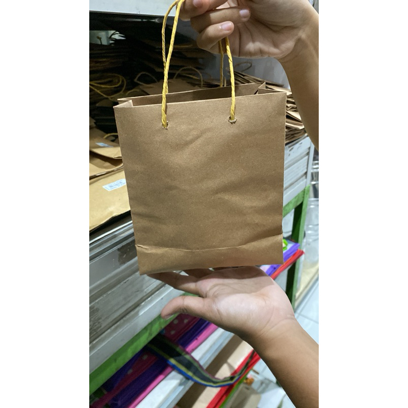 

Paper Bag bahan kertas ukuran 10x10