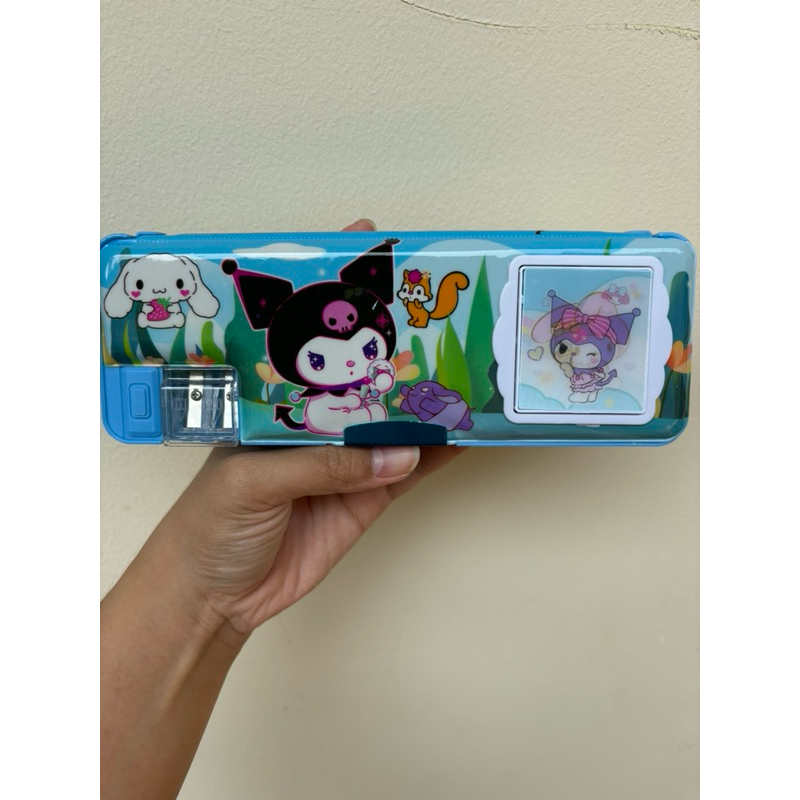 

Tempat Pensil Sanrio dengan Kalkulator