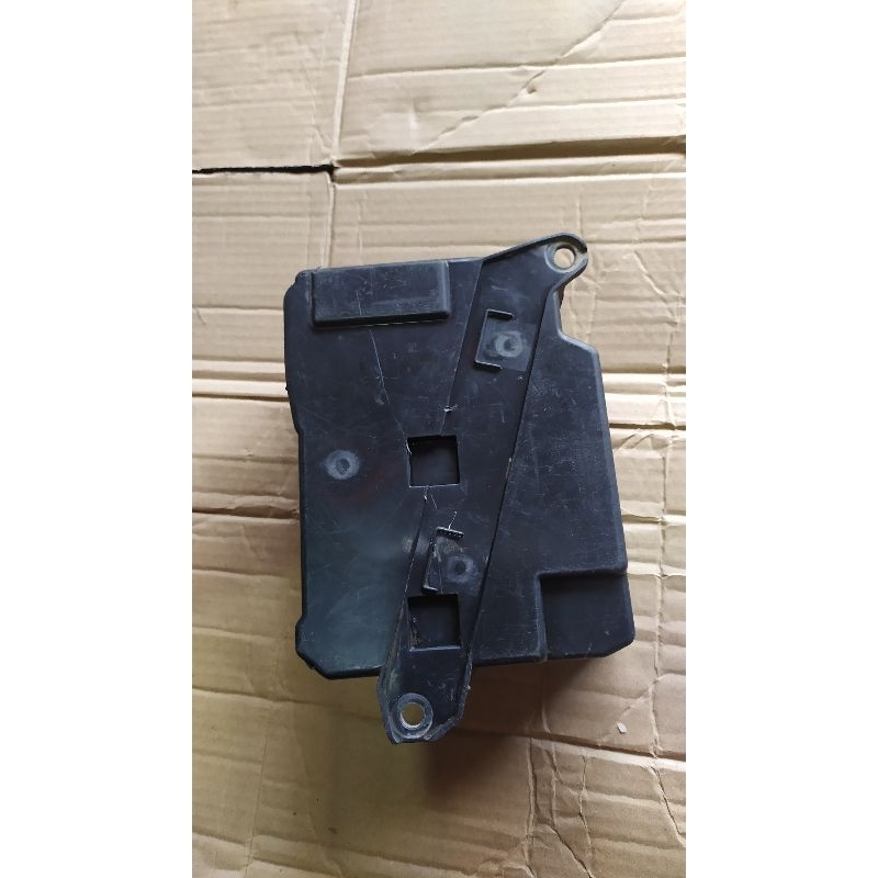 cover tutup aki wadah aki Honda Beat LED new deluxe beat street Scoopy Genio bekas original