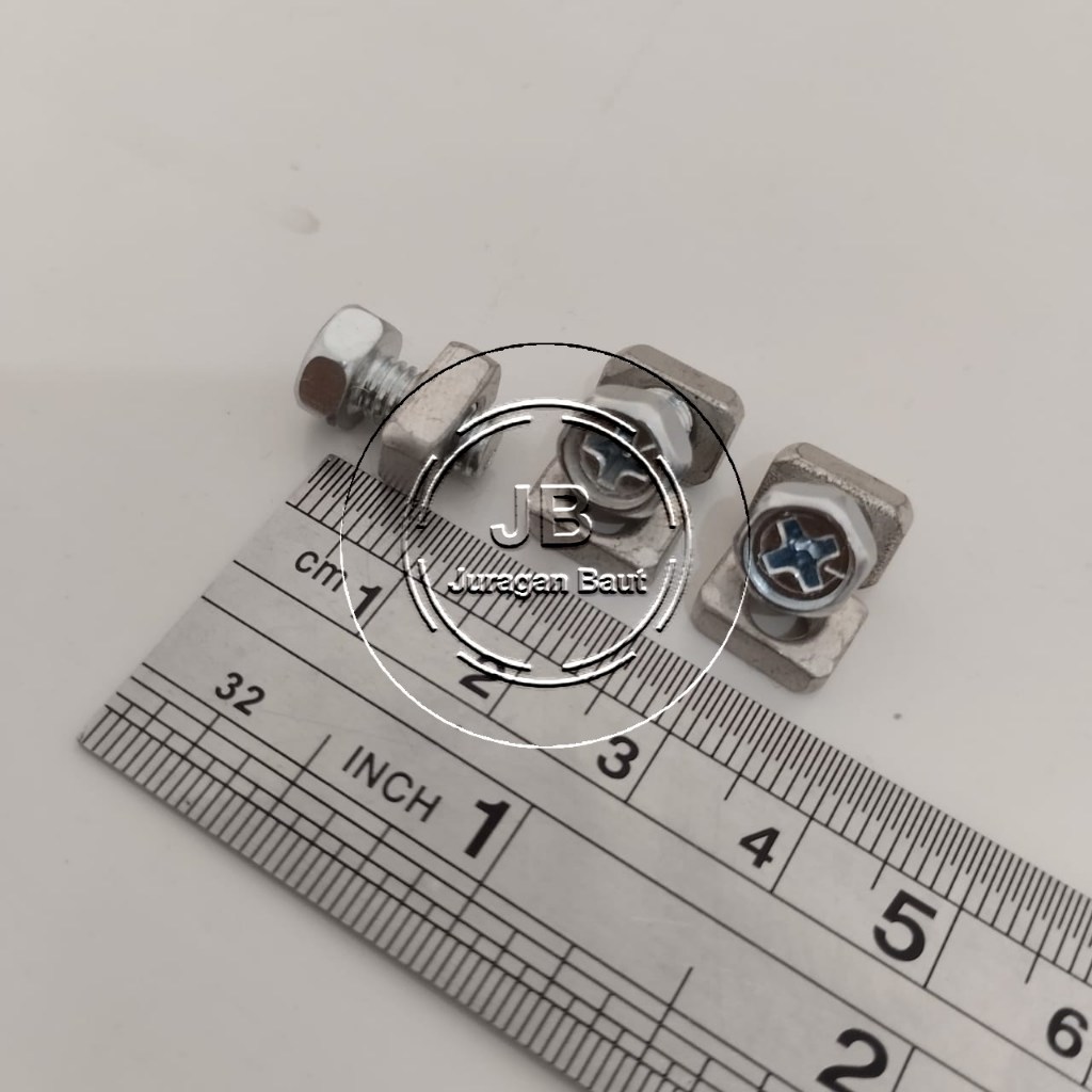 BAUT MUR AKI KERING MOTOR MUR KOTAK BAUT 8 OBENG PLUS M5X10 M5 X10 ACCU ACU PANJANG 1CM SEPEDAH MOTO