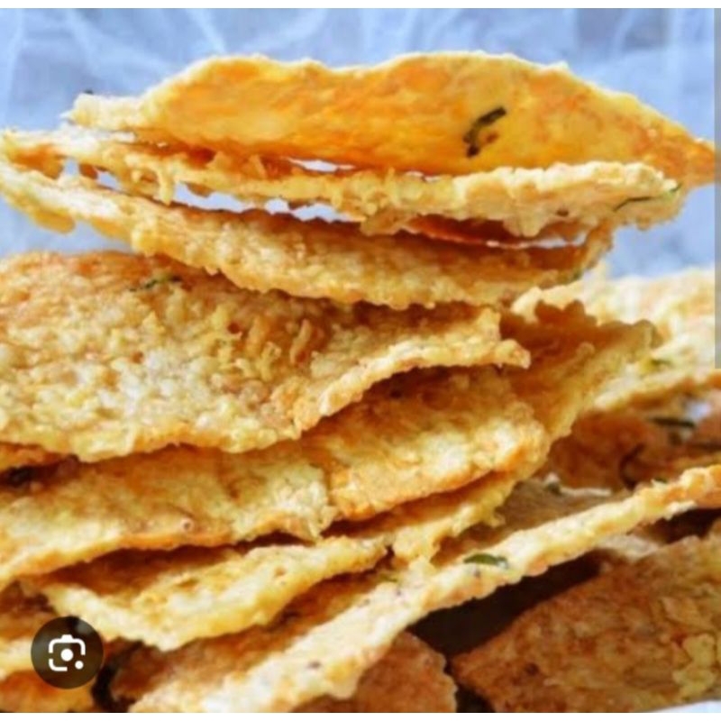 

KERIPIK TEMPE. Harga HEMAT berat 500 gram /1/2kg. Renyah dan gurih. bisa buat camilan dan Lauk