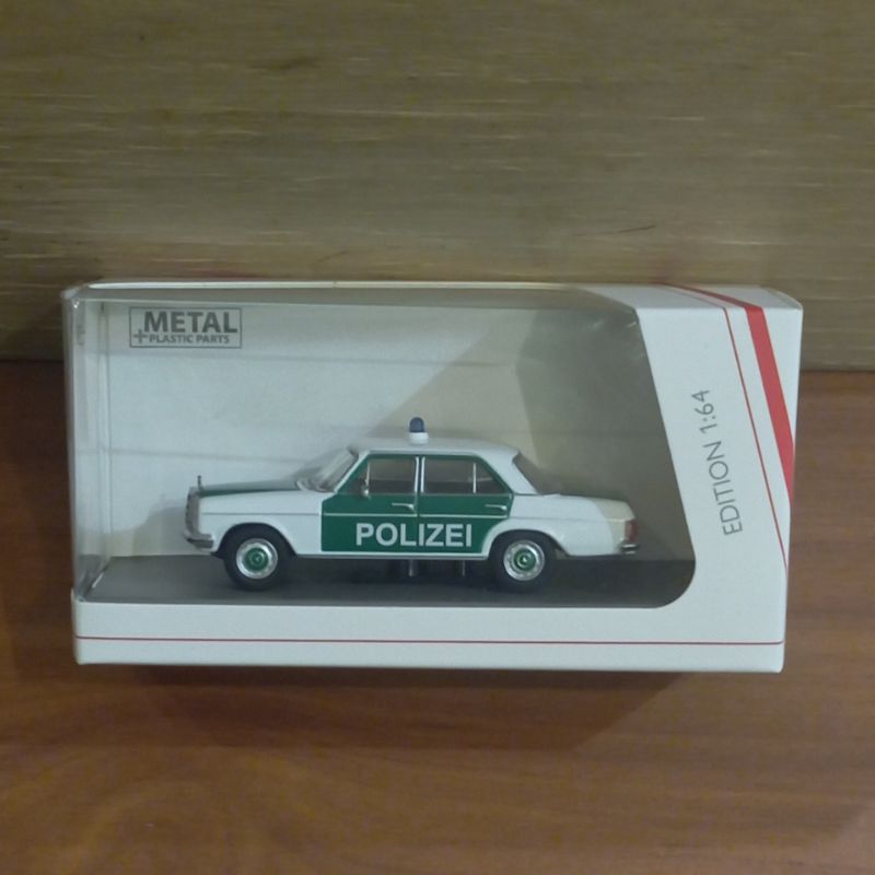 SCHUCO MERCEDES BENZ POLIZEI DARK GREEN