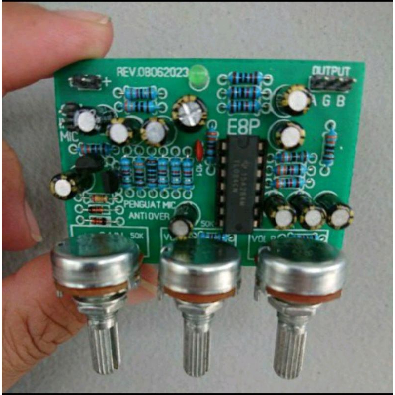 kit penguat MIC anti OVER 2 kontrol volume 2 output