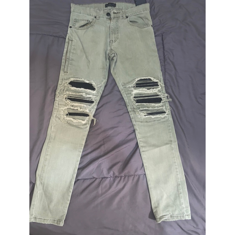 Zara Man Ripped Jeans