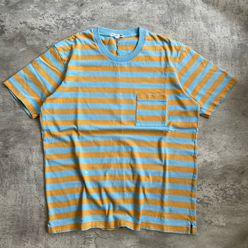 Kaos Uniqlo JW Anderson Salur