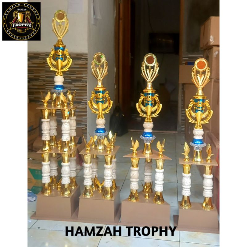 trophy piala 1 set kaki 8,4,3,2 bok kayu warna coklat
