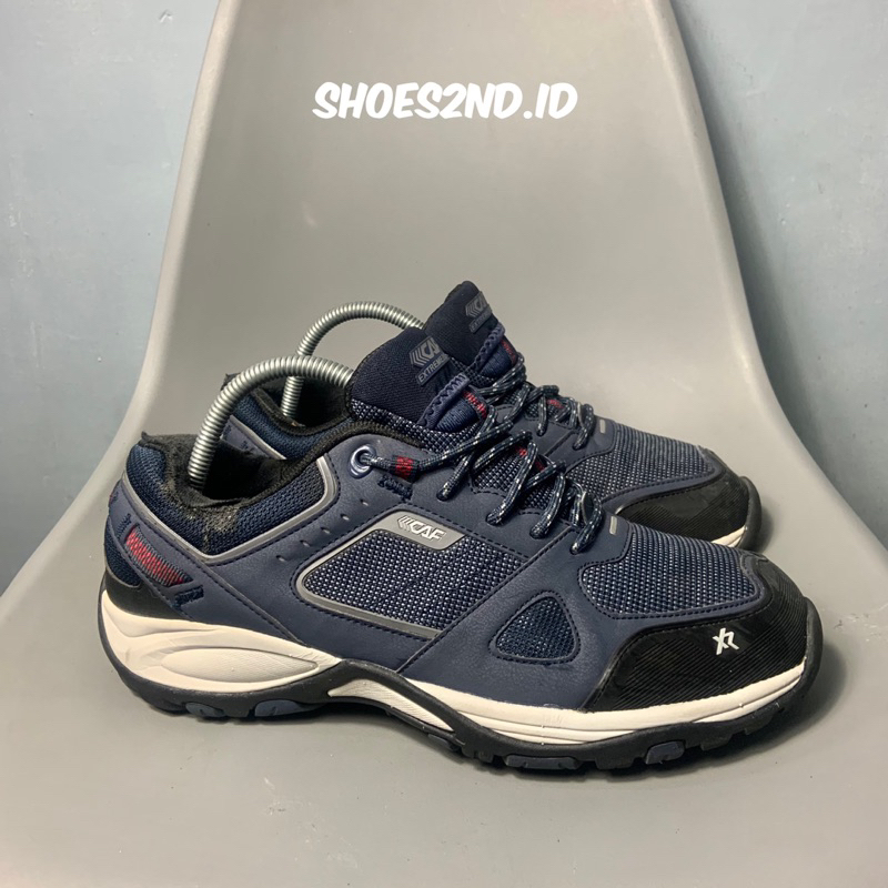 SEPATU LECAF SPORTIF SIZE 42 ORIGINAL