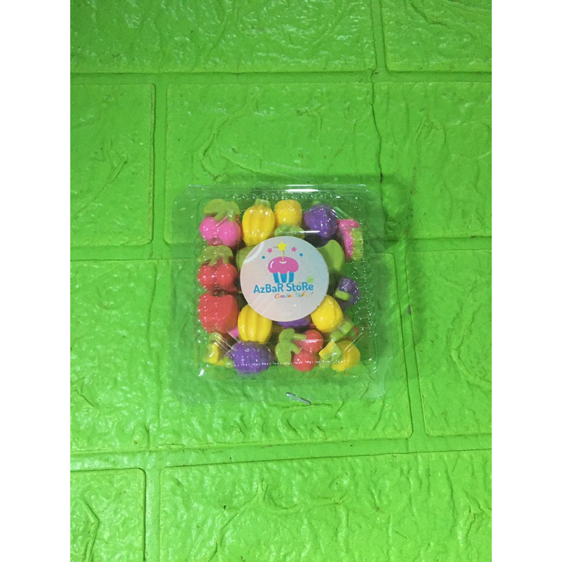 

Cokelat Karakter Buah-buahan Kecil Kemasan Mika Isi 45 pcs