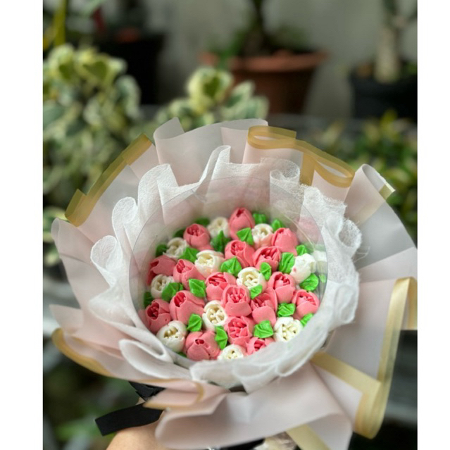 

BOUQUET FLOWER CAKE cocok untuk WISUDA/ULANG TAHUN/LAMARAN