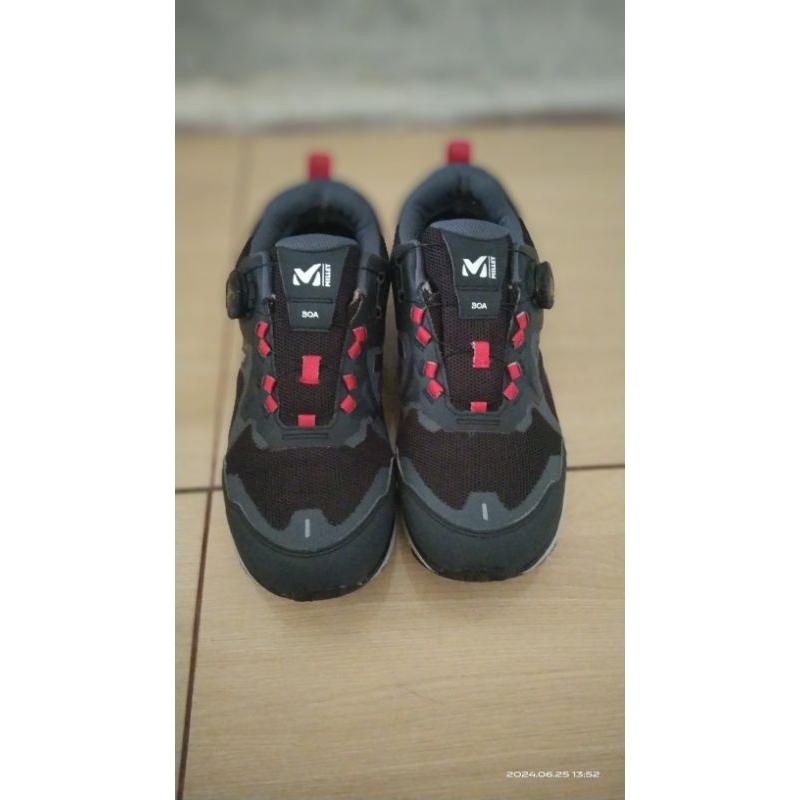 sepatu trail running millet arch step 2