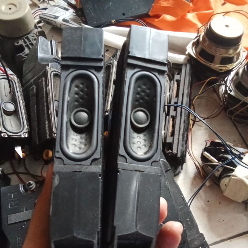 Speaker tv LG 32LB550