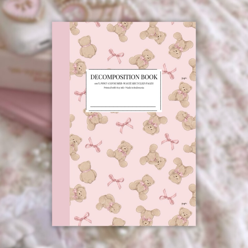 

La Lavishly | Coquette Bear Decomposition Book