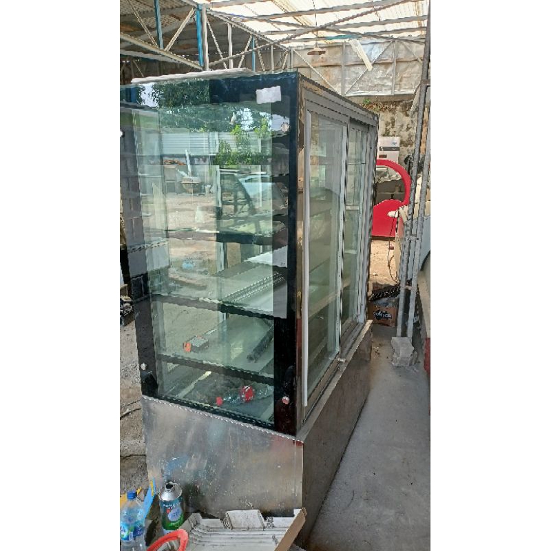 SECOND/BEKAS CAKE SHOWCASE SLIDING PINTU DEPAN BELAKANG