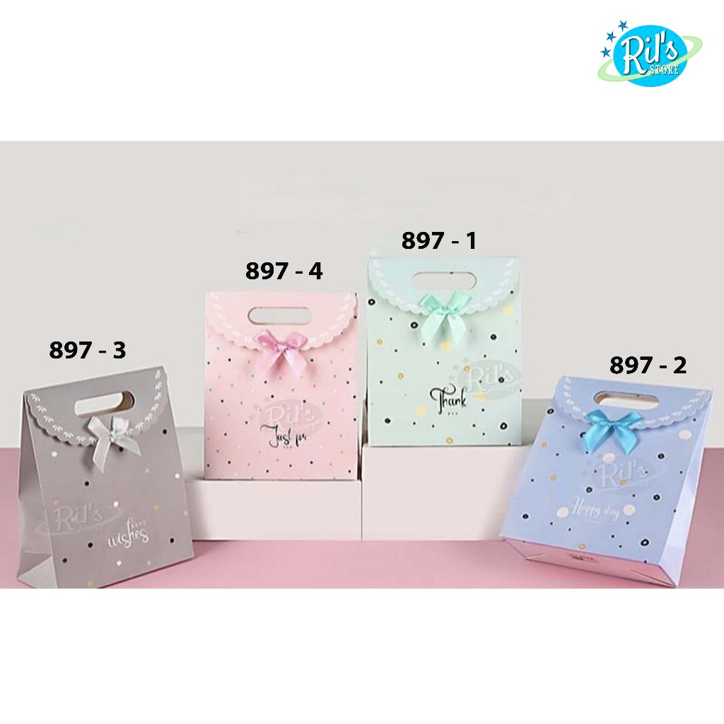 

RB PAPERBAG GLOSSY PREMIUM BESAR 32x24x10.5 CM - PAPERBAG PARTY POND - KADO - BESAR - PITA POND