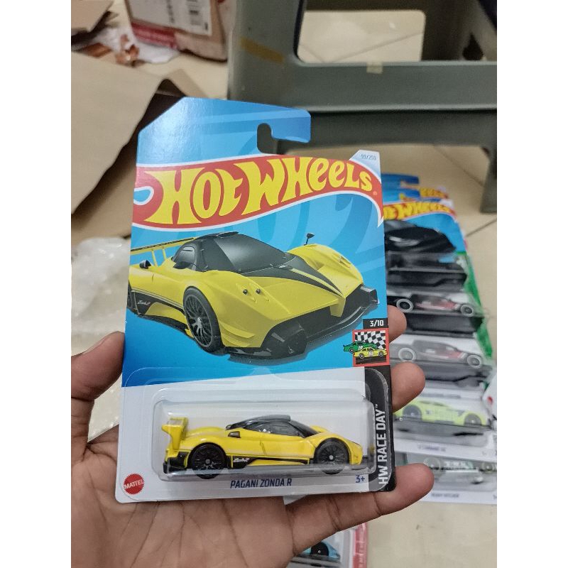 Pagani Zonda R Yellow | Black Hitam Huayra Hot Wheels Made in Thailand Zonda Gold