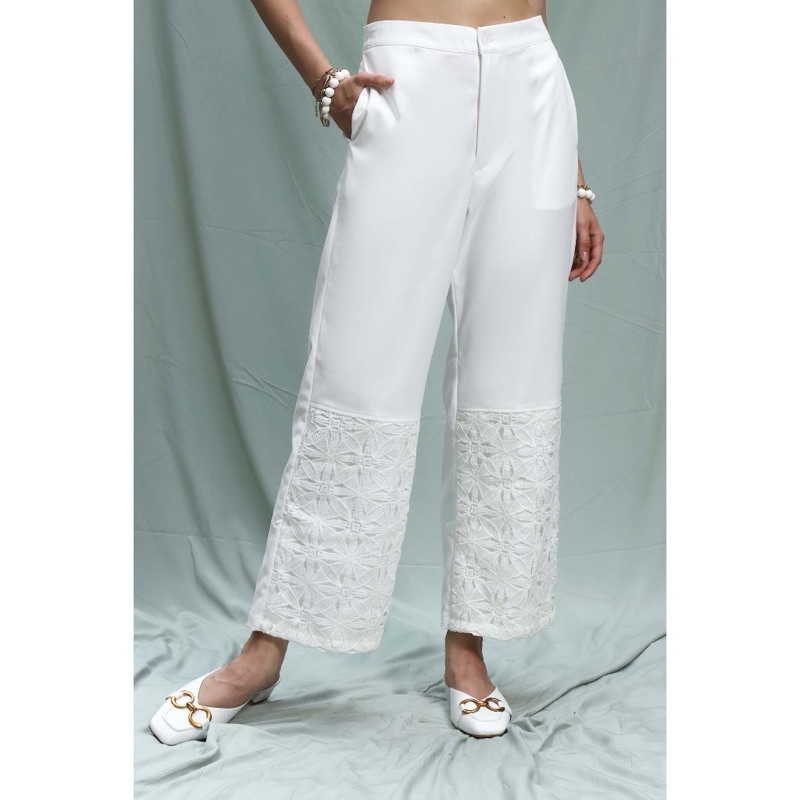 Gaudi Raya'24 Celana Panjang Wanita Seraphine Pants