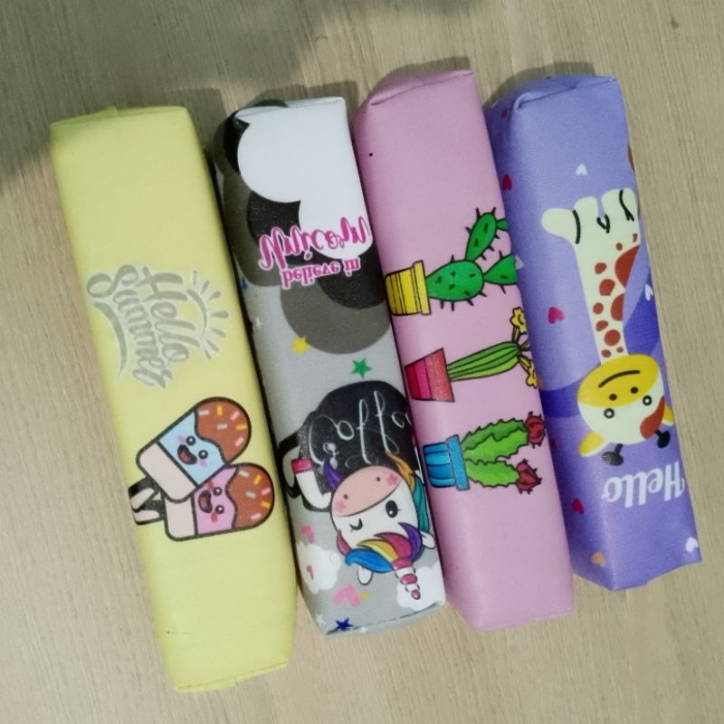 

Kotak pensil / tempat pensil / dompet pensil