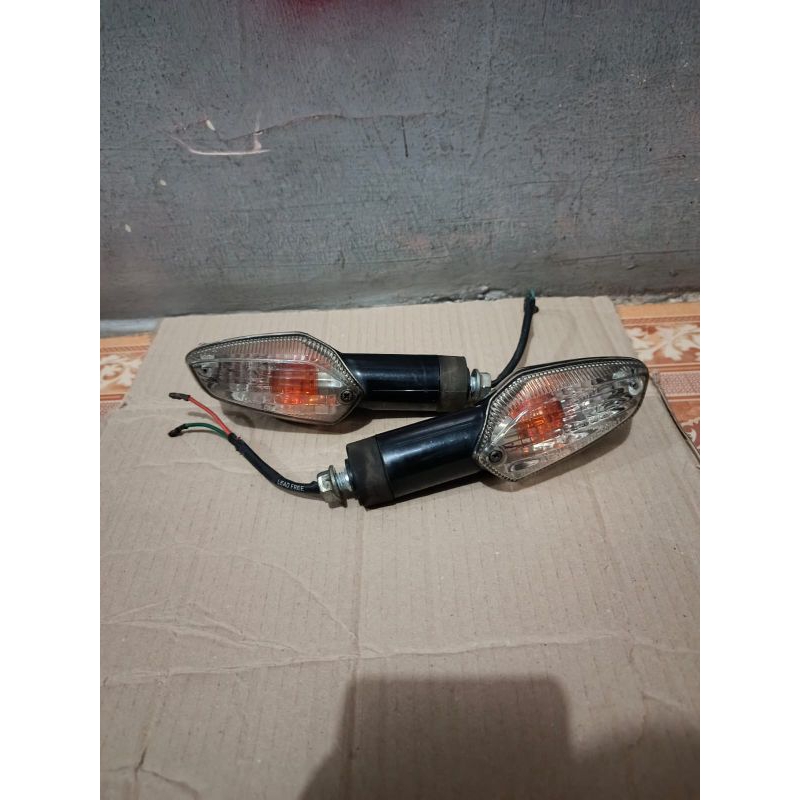 Lampu Sen Sein Riting Cbr 150 R original copotan