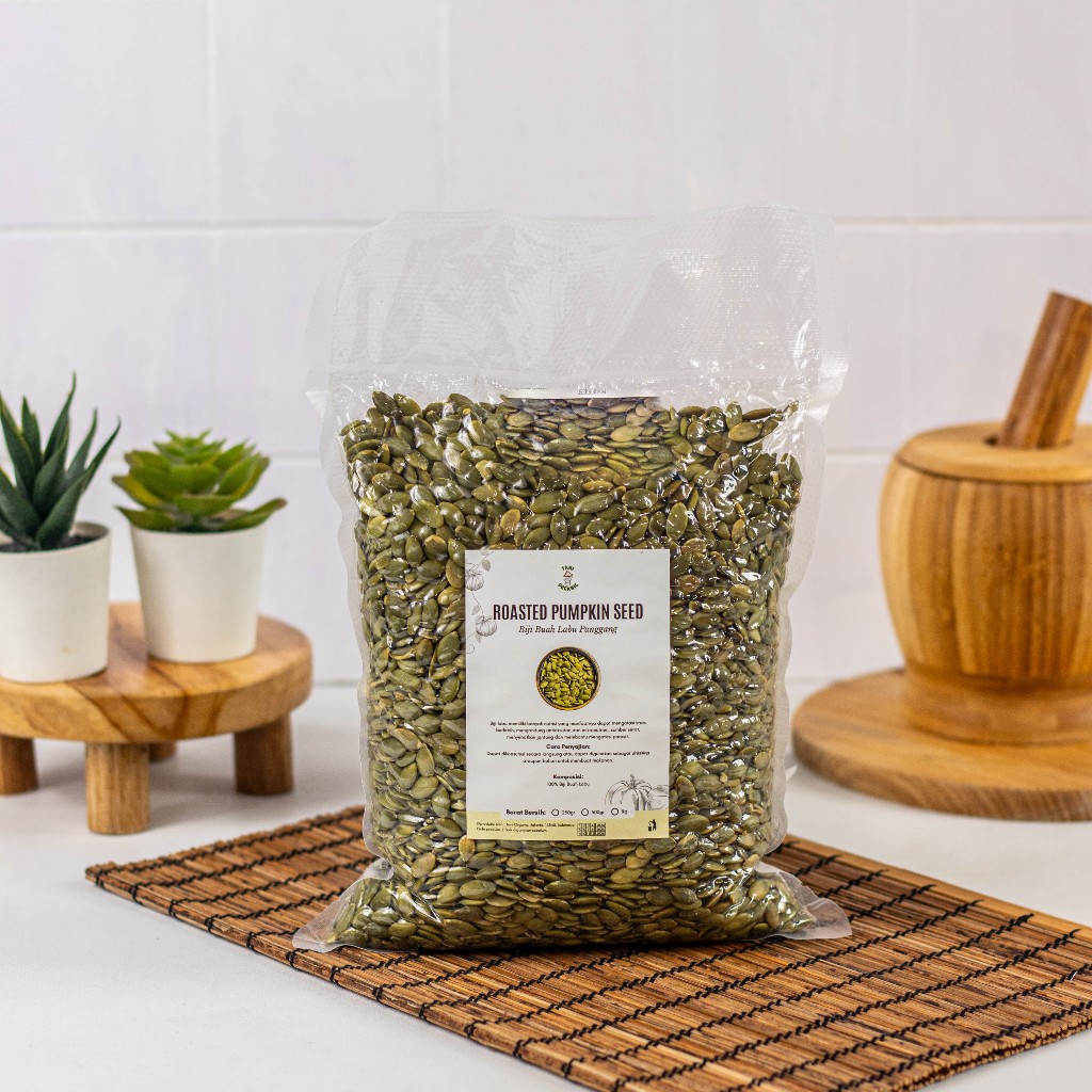 

RB Tani Organic Roasted Pumpkin Seeds - Biji Labu Organik Panggang - ROASTED PUMPKIN