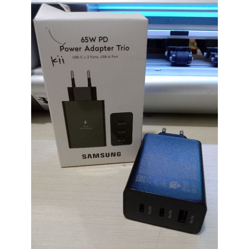 ADAPTER SAMSUNG 65 W TIGA COLOKAN