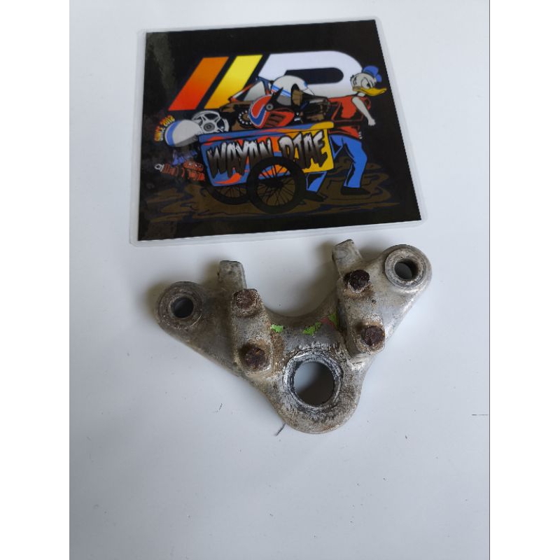 segitiga atas honda cb 100 original bekas lepasan motor