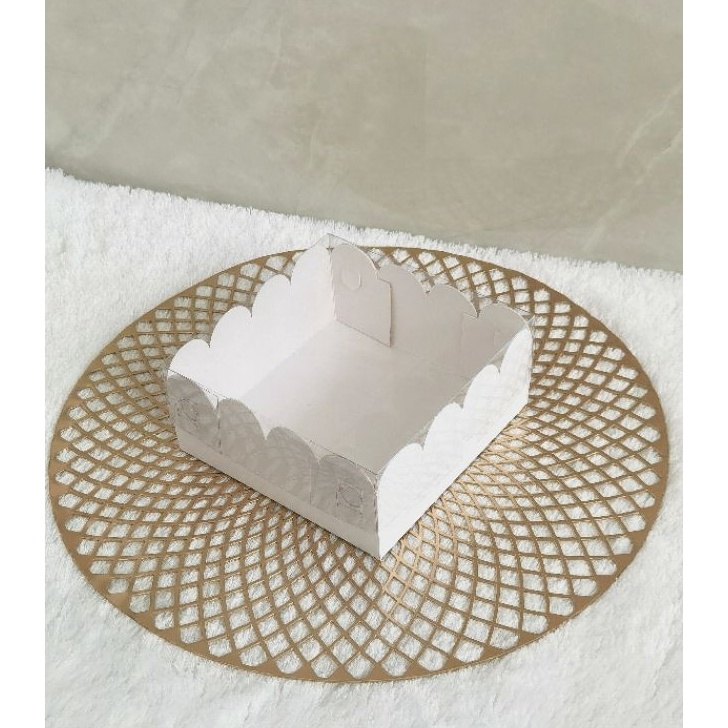 

KI3 BOX MIKA PUTIH DUS BOLU KOTAK BROWNIES KARDUS 15x15x7 ISI 1 PCS