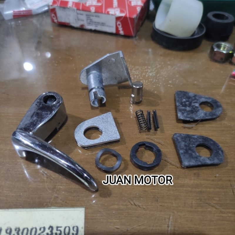 ENGSEL KACA SEGITIGA FE/100PS/120PS UMPLUNG