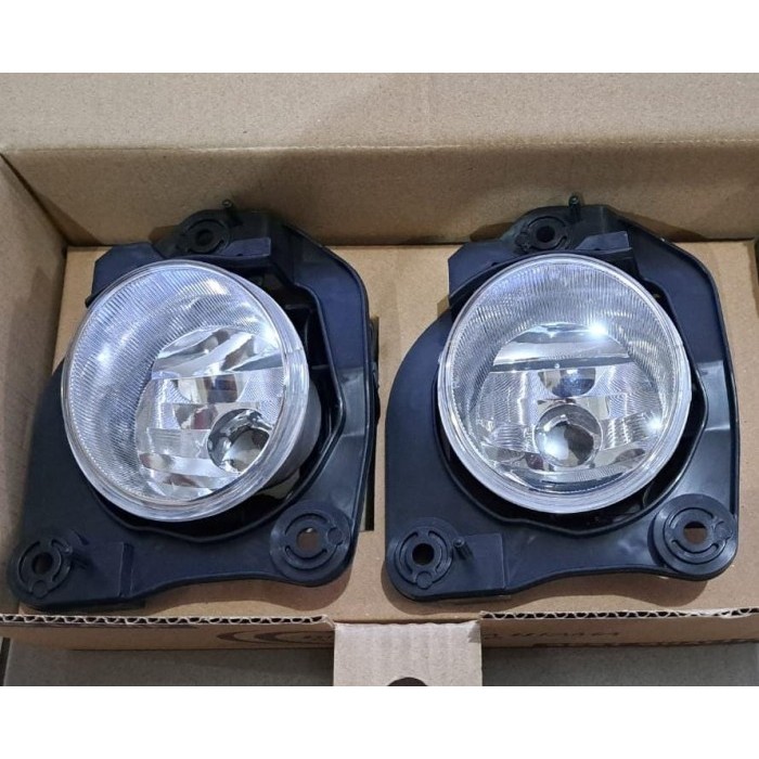 FGL2004 Fog Lamp Bumper Foglamp Lampu Kabut Hino Dutro Dyna saurus Euro 4