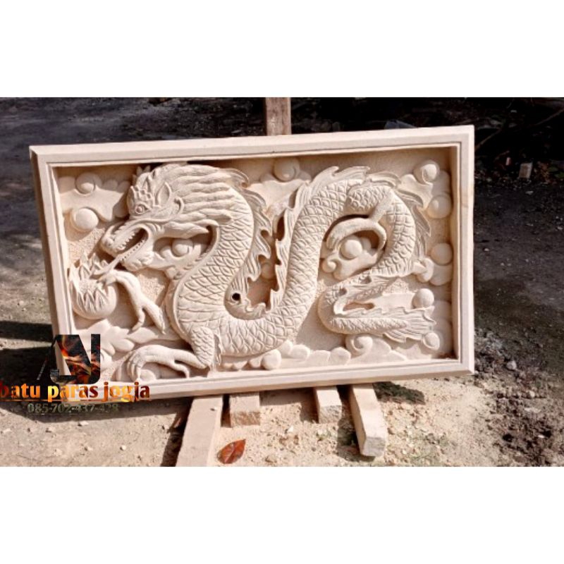 batu ukir relief dinding motif naga ukuran Tinggi 60 cm x lebar 100 cm x tebal batu 5 cm