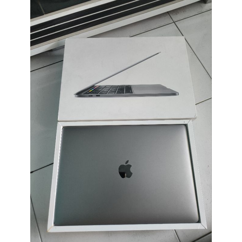 Macbook Pro 13 inch 2020 Core i5 16/512GB 4 thunderbolt 3 port Touchbar Resmi IBOX